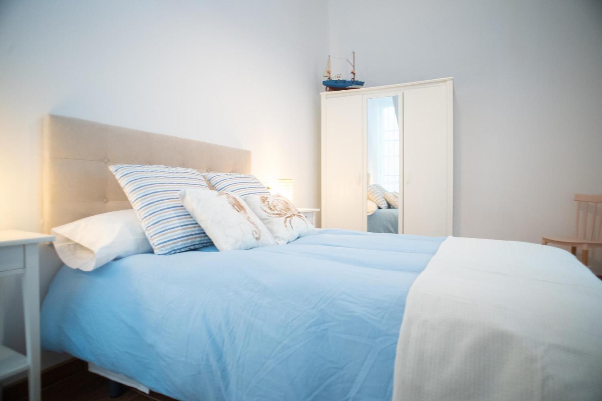 Apartamento Encarnacion Playa Caleta Кадис Экстерьер фото
